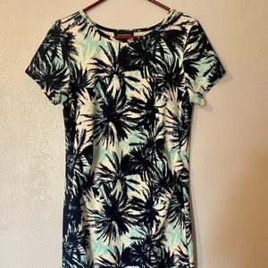 Knee length maternity dress